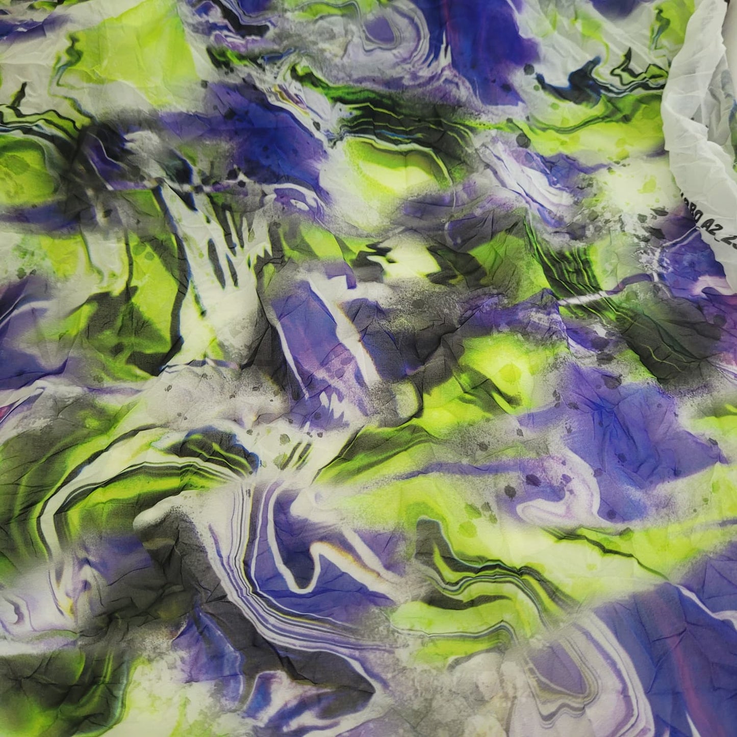 Retal gasa chiffon floral crinkle – Color morado 1 metro x1,5m (ancho)