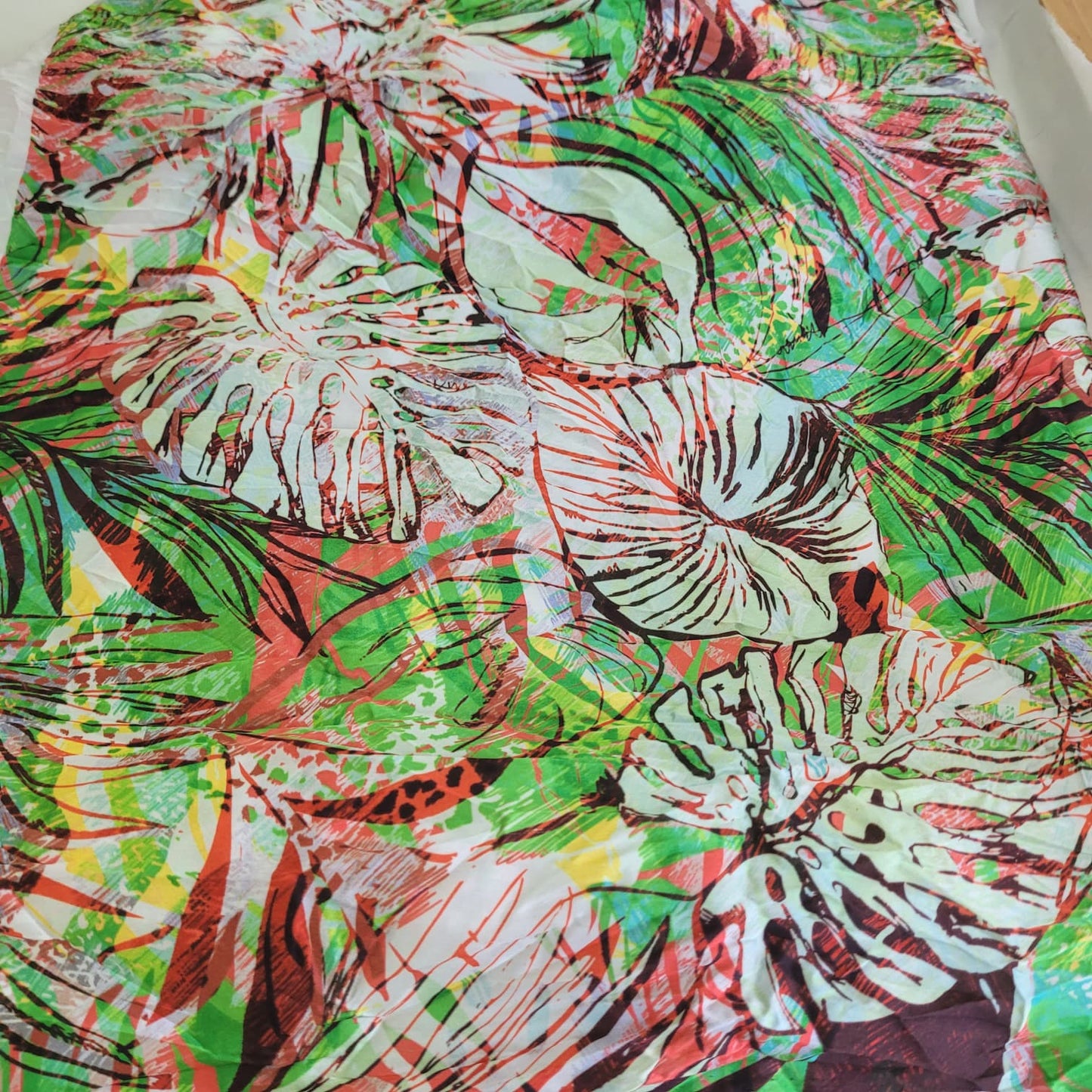 Retal Satén Tropical Crinkle 2 metros x 1,5 m (ancho)
