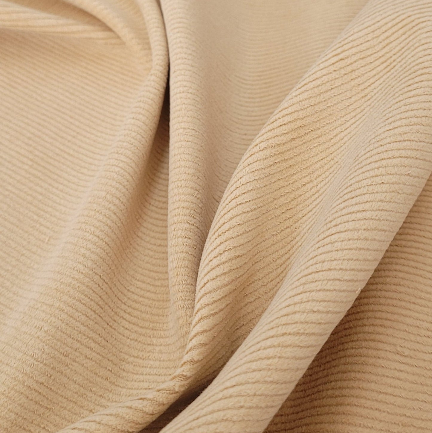 Pana de algodón con lycra 11w - Color Beige - 1m