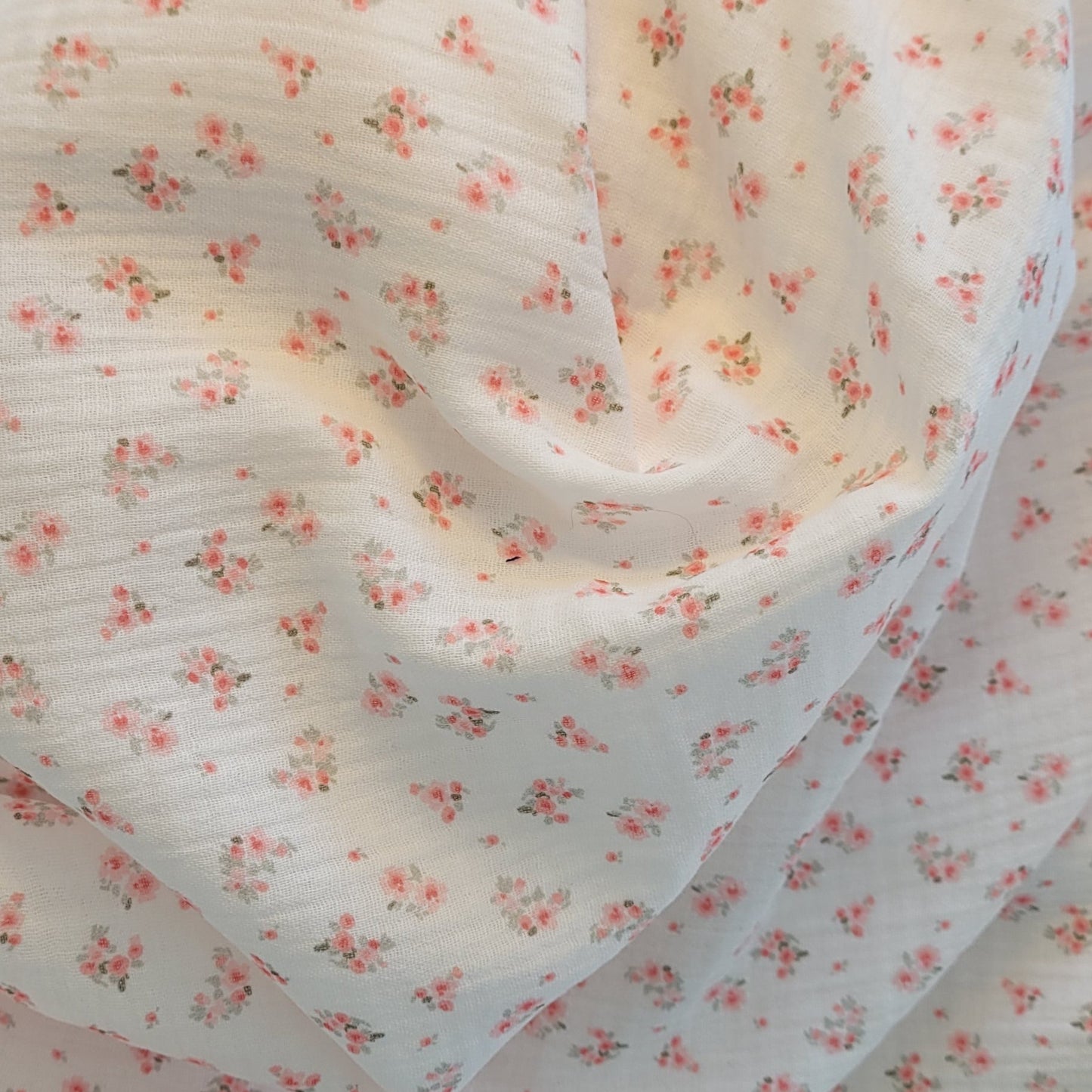 Doble Bambula de Algodón (Muselina) Estampada Flores Naranja Fondo Crudo