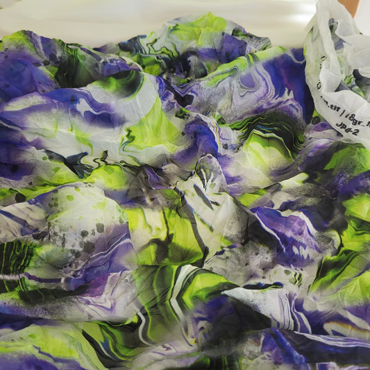 Retal gasa chiffon floral crinkle – Color morado 1 metro x1,5m (ancho)